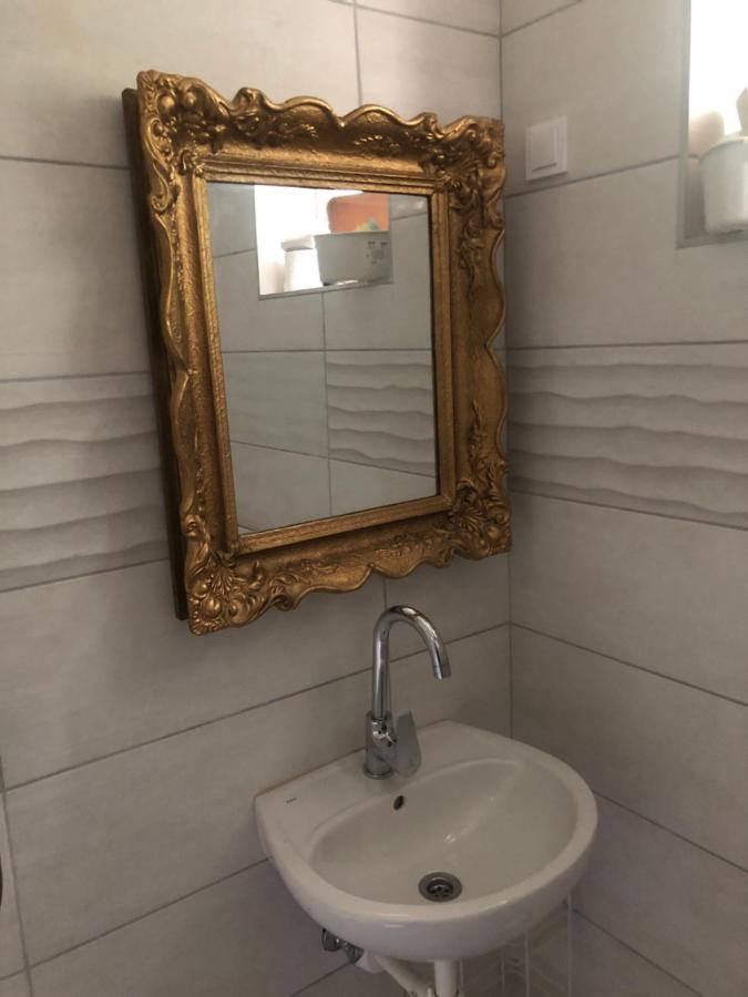 Klara Apartmanház Orfű Esterno foto